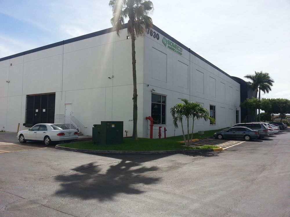 Palmetto Expressway Frontage Office/Industrial For Sale: 7630 NW 25th St Ste 1, Miami, FL 33122